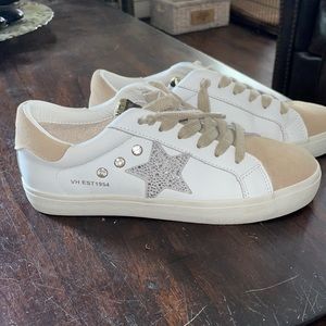 Vintage Havana Sneakers